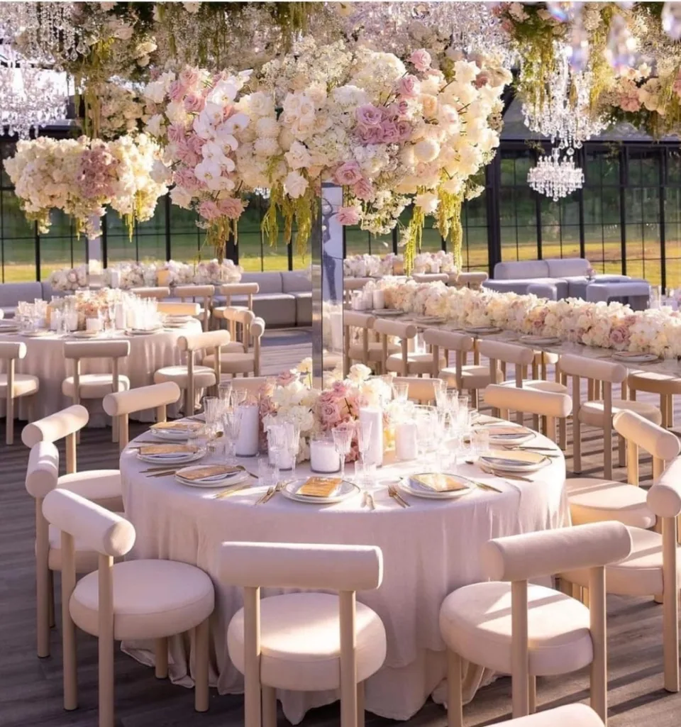 Floral & décor produced by Sada Events, Dubai